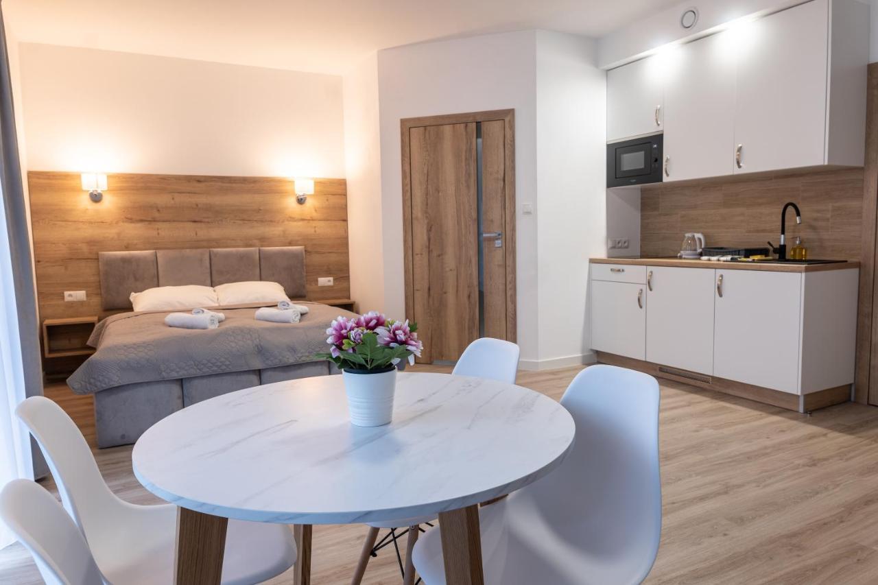 Apartamenty Aspen カルパッチ エクステリア 写真